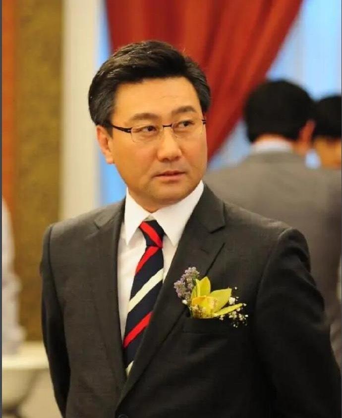 据韩媒报道，演员崔政宇去世，享 <a href=